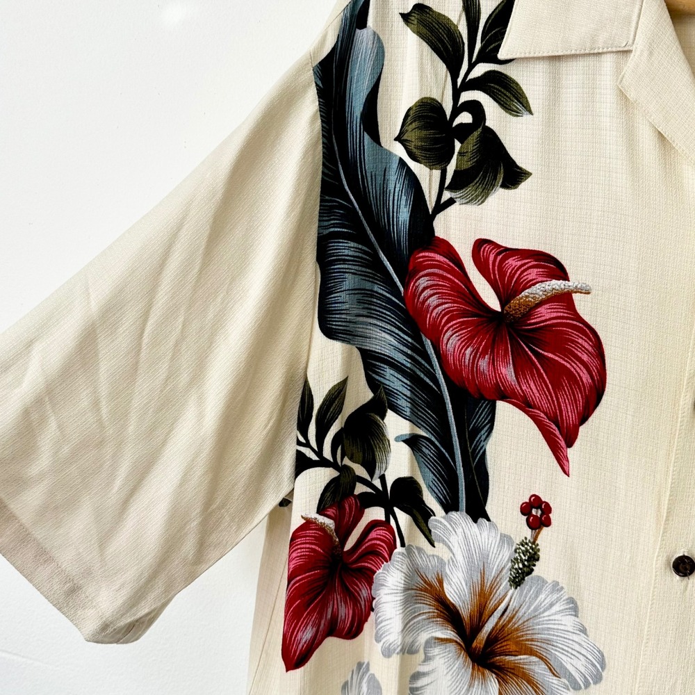 Iolani Mens XL Hawaiian Shirt Cream Floral Hibiscus Graphic Camp Aloha Top - Picture 4 of 11